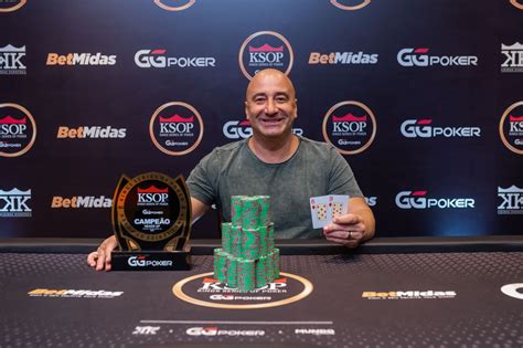 A Execucao De Um Torneio De Poker Heads Up