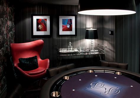 A Sorte Da Senhora Sala De Poker