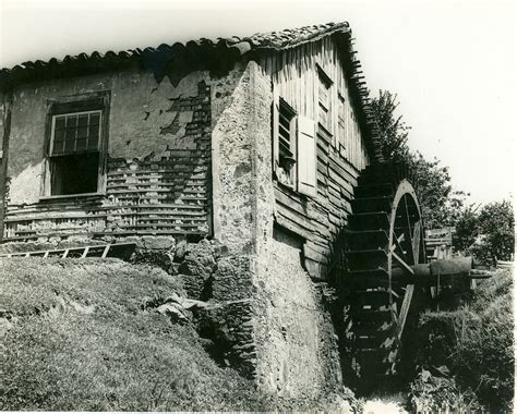 Antigos Moinhos De 5 Centavos De Maquina De Fenda