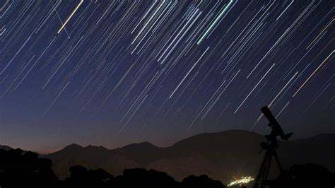 Chuva De Meteoros Maquina De Fenda