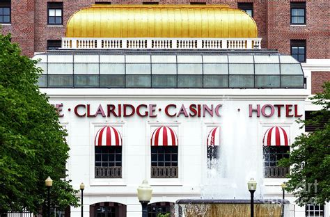 Claridge Casino Farmacia