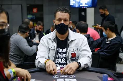Constantino Paparestis Poker