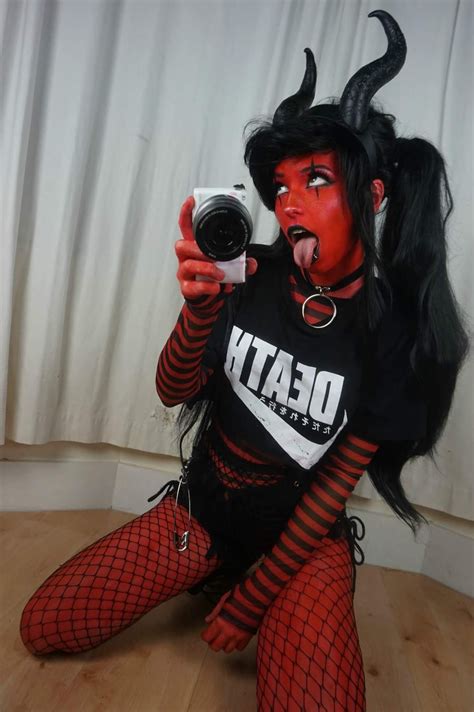 Devil Girl Brabet