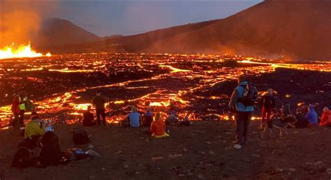 Erupcao Do Vulcao De Fenda