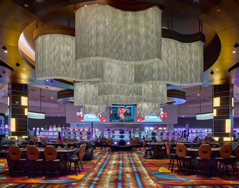 Evansville Casino Horas
