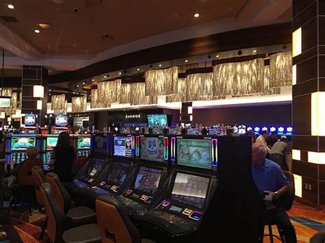 Evansville Casino Horas