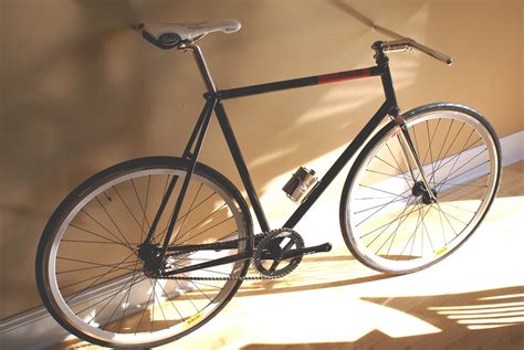 Fixie Inc  Black Jack 28 Zoll