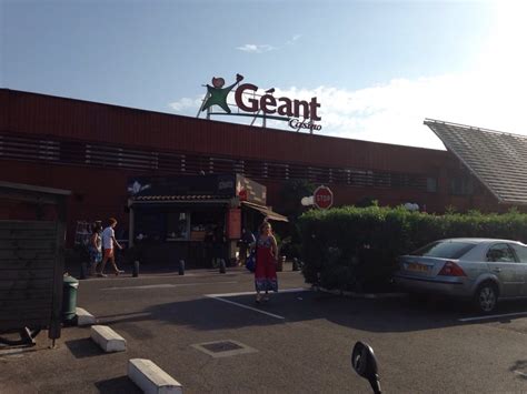 Geant Casino Drive Frejus