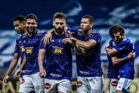 Hong Kong Jogo Do Cruzeiro