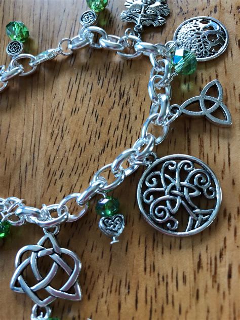 Irish Charms Brabet