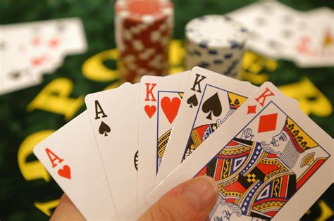 Jouer Au Poker Avec Bilhete De Surf