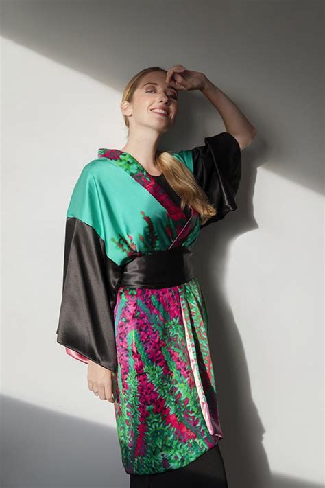 Kimono De Seda Maquina De Fenda