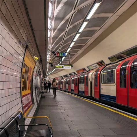 London Tube Betano