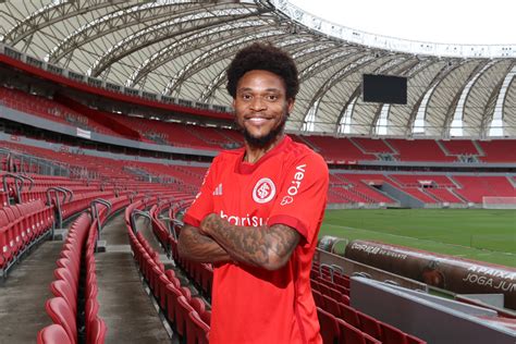 Luiz Adriano Poker