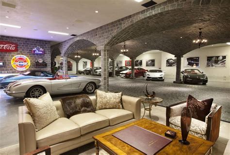 Luxury Garage Betsul