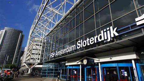 Openingstijden Ah Para Ir Da Estacao Sloterdijk