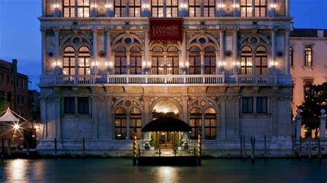 Palazzo Del Casino Al Lido Di Venezia