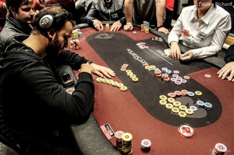 Poker Namur Cobertura
