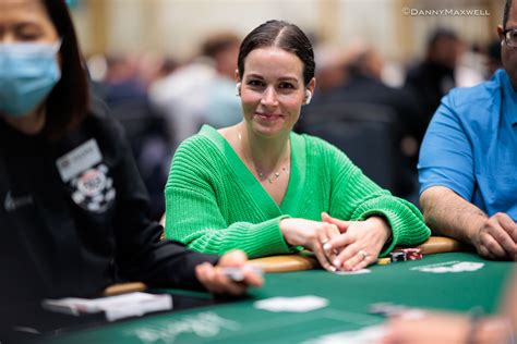 Poker Natalie Hof