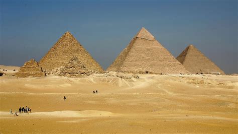 Pyramids Of Egypt Brabet
