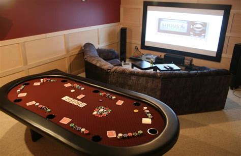 Sala De Poker Homem Da Caverna