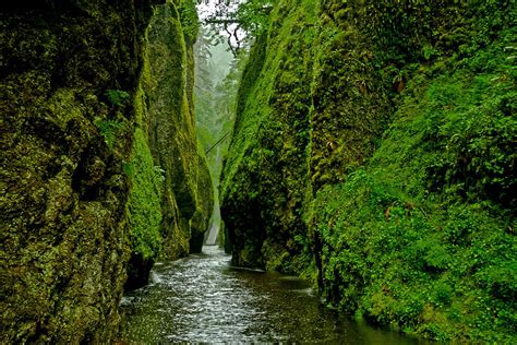 Slot Canyon Oregon