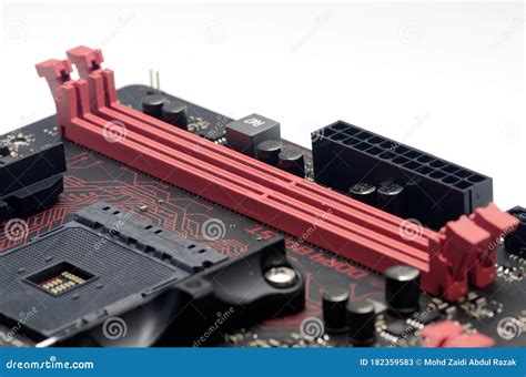 Slot Ddr4