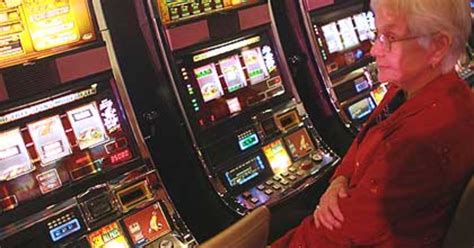 Tewksbury Slots De Salao