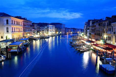 Veneza Noites De Maquina De Fenda