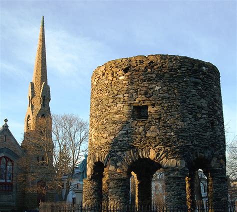 Viking Towers Brabet