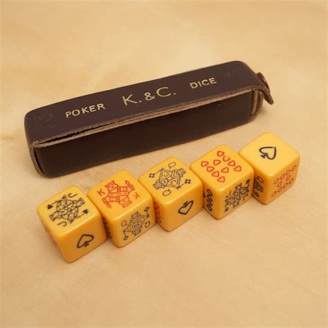 Vintage Poker Dice No Caso De Couro